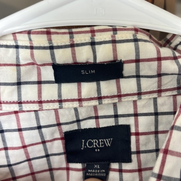 Men’s JCrew Long Sleeve Button Down Slim Fit grey and red patterned - Picture 5 of 5